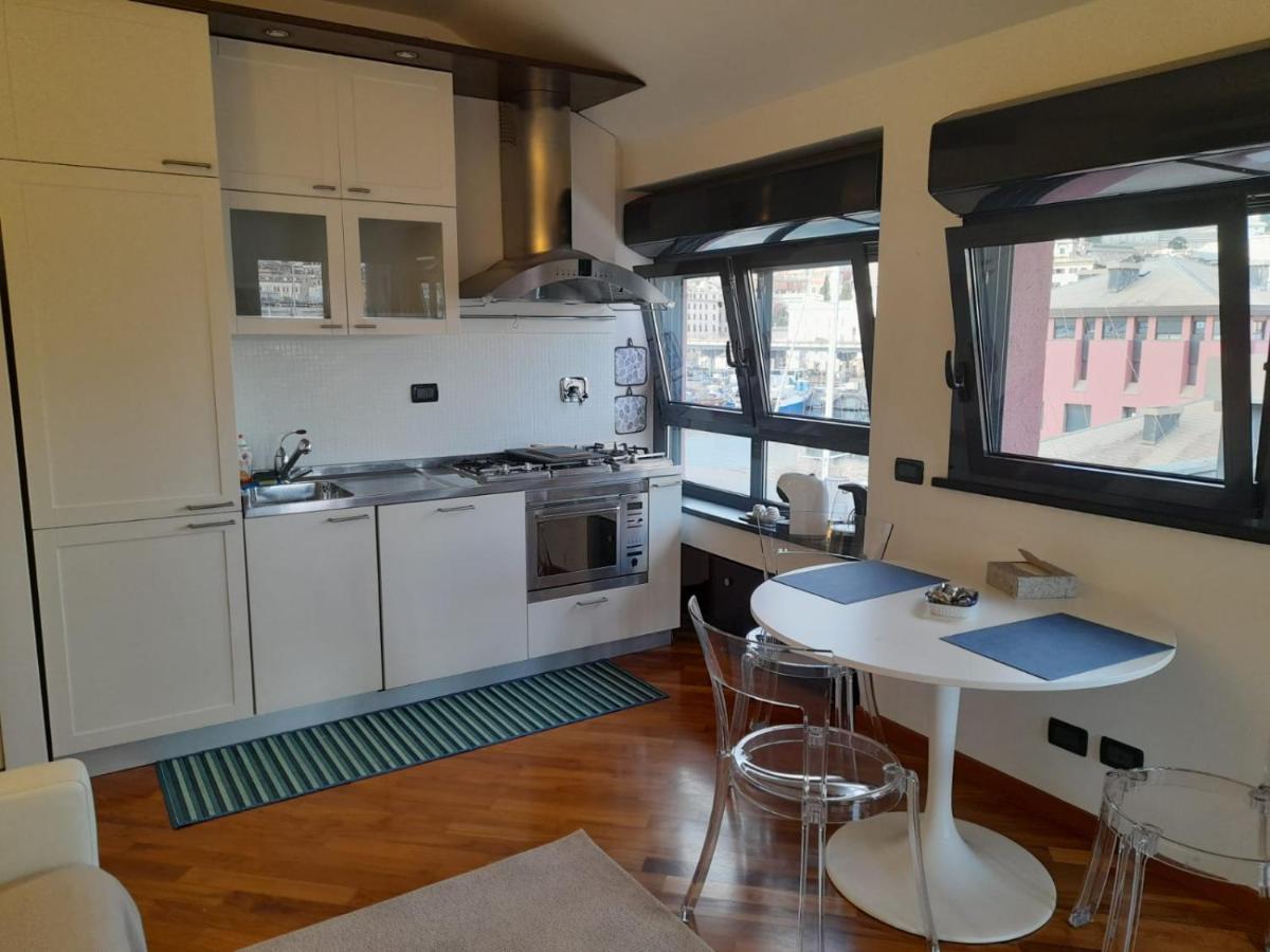 شقة Bilocale Vista Mare Con Terrazzo-Porto Antico- Parcheggio Scontato جنوة المظهر الخارجي الصورة