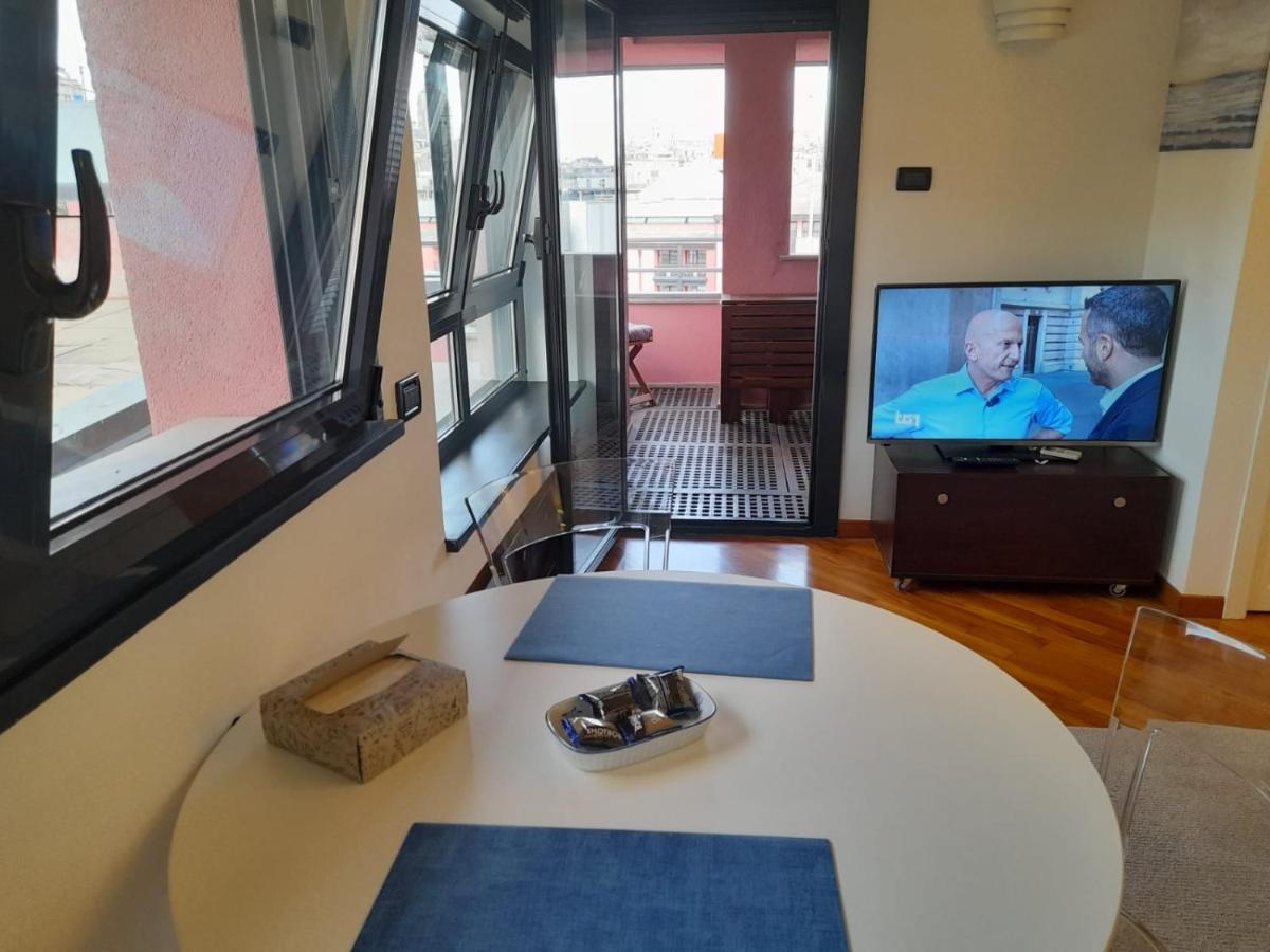 شقة Bilocale Vista Mare Con Terrazzo-Porto Antico- Parcheggio Scontato جنوة المظهر الخارجي الصورة